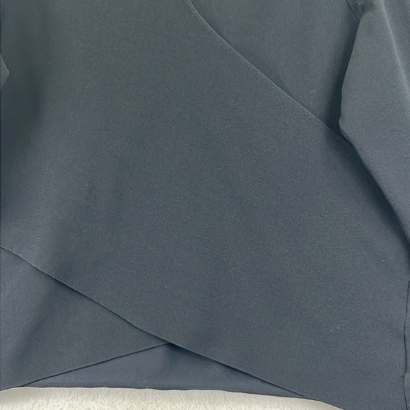 Lane Bryant Knit Top Blouse Sz 18-20 Black Pullover V-Neck Crossover Nice! - Picture 3 of 11